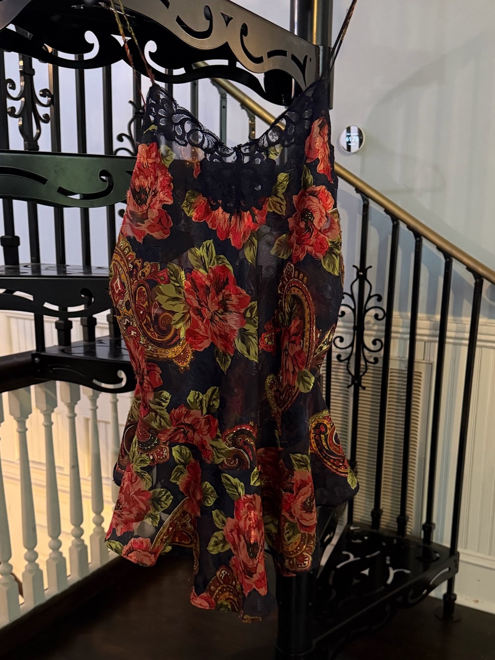 Victoria's Secret Gold Label Vintage Paisley chemise